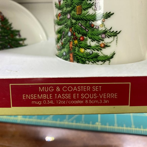 Spode Christmas Mug and Coaster Set - Picture 4 of 11